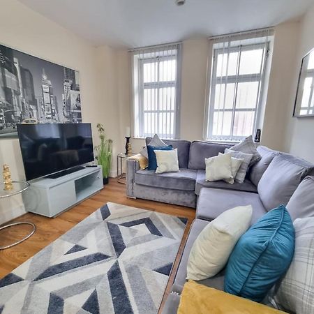 2 Bedroom - City Centre Location - Perfect For Family'S ブラッドフォード エクステリア 写真
