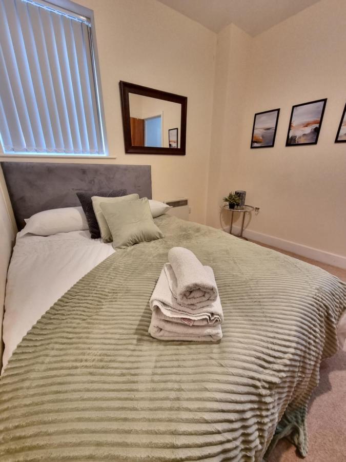 2 Bedroom - City Centre Location - Perfect For Family'S ブラッドフォード エクステリア 写真
