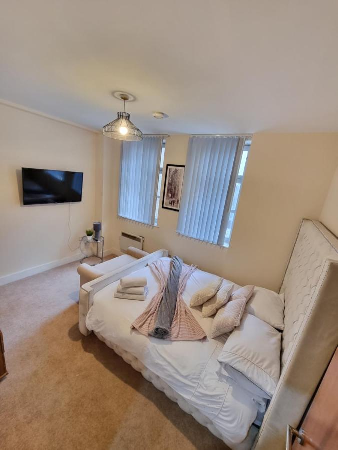 2 Bedroom - City Centre Location - Perfect For Family'S ブラッドフォード エクステリア 写真